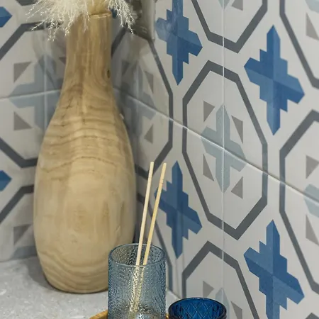 Azure Elegant By Binobi! Salonicco